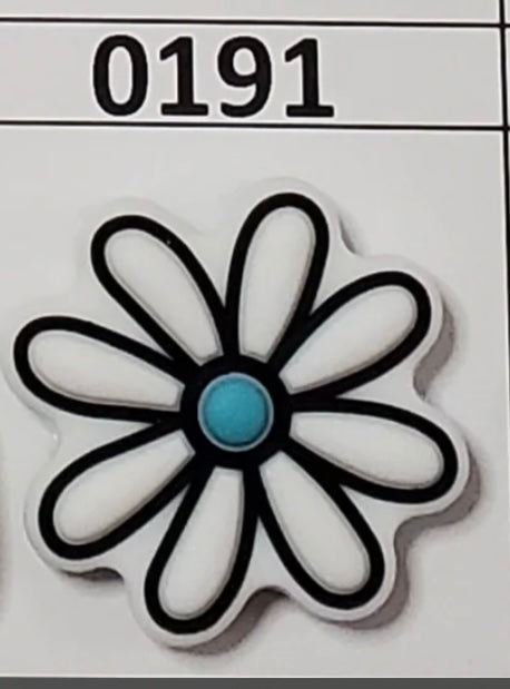 0191- White Daisy Blue Center Focal Bead